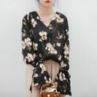 Floral V-neck Long-sleeve Chiffon Blouse