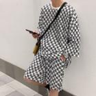 Set: 3/4-sleeve Pattern T-shirt + Shorts