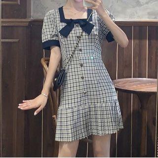 Puff-sleeve Plaid Ruffled Dress