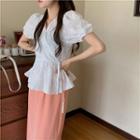 Short-sleeve V-neck Top / Plain Midi Skirt