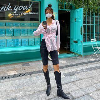 Slit Skinny Denim Shorts