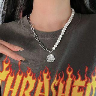 Asymmetric Pendant Faux Pearl Necklace Silver - One Size