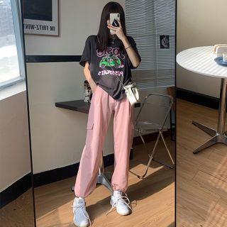 Printed T-shirt / Drawstring Cargo Jogger Pants