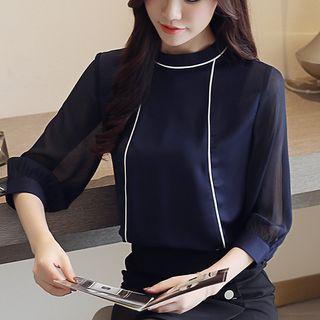 Crew-neck Contrast-trim 3/4-sleeve Top
