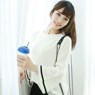 Contrast-trim Bell-sleeve Knit Top