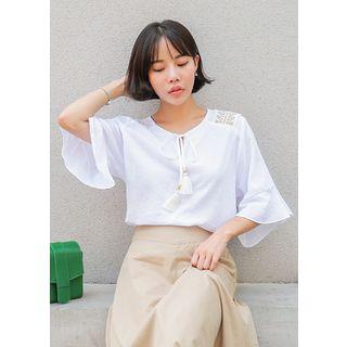 3/4-sleeve Lace-trim Tasseled Top