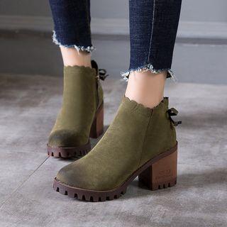 Scallop Trim Chunky Heel Ankle Boots