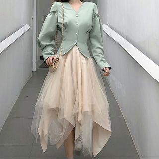 V-neck Lantern-sleeve Blouse / Asymmetric Hem Mesh A-line Skirt