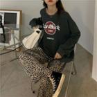 Long-sleeve Printed Sweatshirt / Wide-leg Leopard Pants