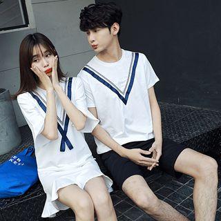 Contrast-trim T-shirt / Short-sleeve Ruffled Dress