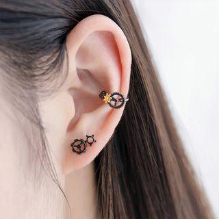 Gear Ear Cuff