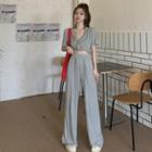 Short-sleeve V-neck Twist Crop Top / Sweatpants