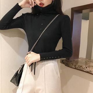 Buttoned Turtleneck Knit Top / Sweatpants