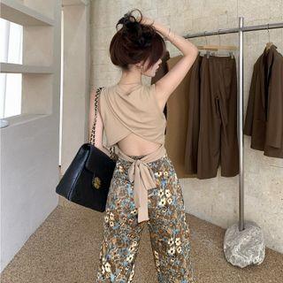 Open-back Knotted Crop Tank Top / High Waist Floral Print Straight Leg Pants