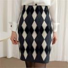 Band-waist Argyle Patterned Knit Skirt Gray - One Size