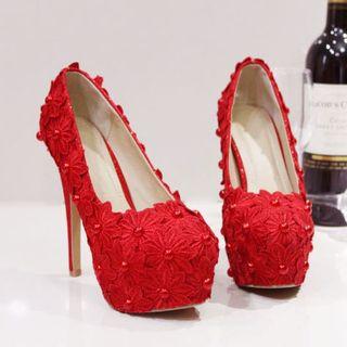 Embellished Lace Pumps / Flats