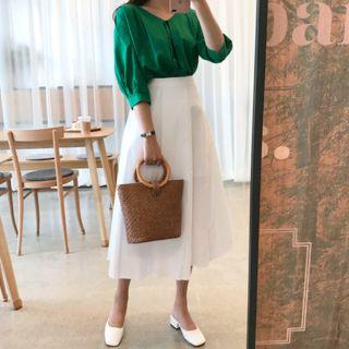 Linen V-neck Puff-sleeve Fly-front Blouse