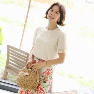 Keyhole-back Textured Top