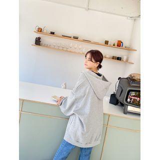 Hooded Dip-back Zip-up Jacket