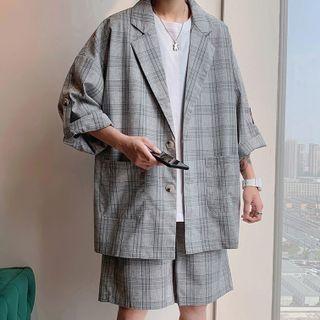 Short-sleeve Plaid Blazer / Elastic-waist Plaid Shorts