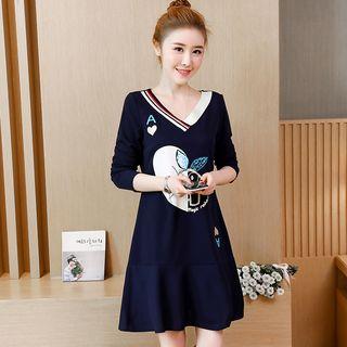 V-neck Printed Long-sleeve Dress