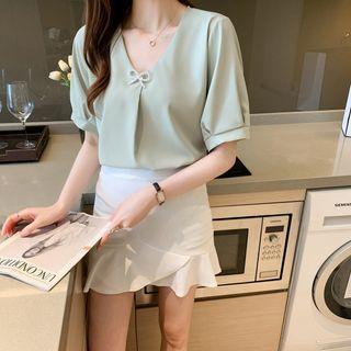Puff-sleeve Faux Pearl Bow Blouse