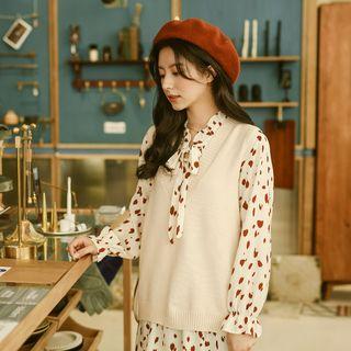 Plain V-neck Knit Vest Beige - One Size