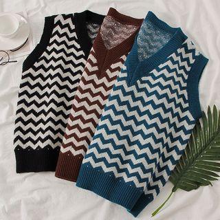 Curve Striped Knit Vest