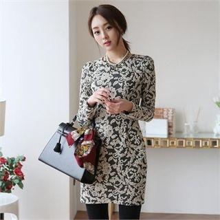 Round-neck Lace Sheath Dress