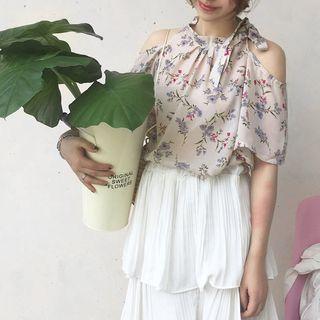 Bow Off-shoulder Short-sleeve Chiffon Blouse