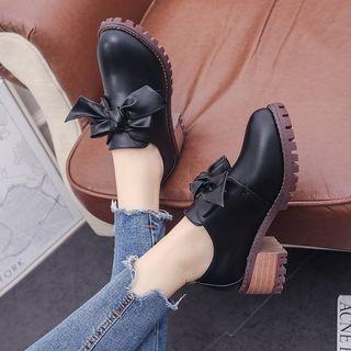 Chunky Heel Bow Accent Shoes