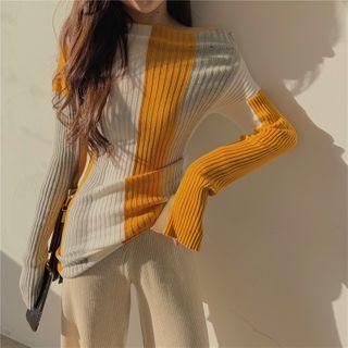Paneled Knit Top / Wide-leg Pants
