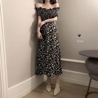 Boatneck Short-sleeve Midi Dress