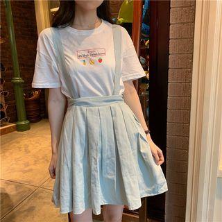 Printed T-shirt / Sleeveless Pleated Dress