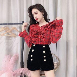 Ruffle Trim Blouse / High Waist Shorts / Set