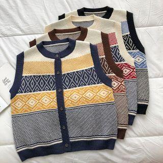 Single-breasted Color-block Crewneck Knit Vest