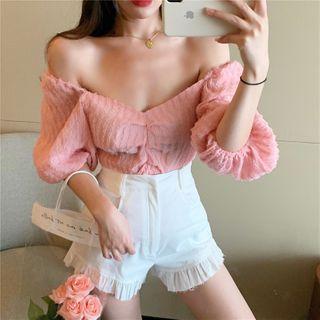 Off-shoulder Short-sleeve Top / Ruffle Slim-fit Shorts