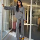 Set: V-neck M Lange-t-shirt + Slit-side Boot-cut Pants