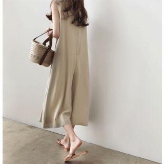 Sleeveless Buttoned Wide-leg Jumpsuit