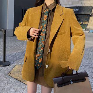 Loose-fit Blazer / Loose-fit Shirt / Mini Skirt / Tie