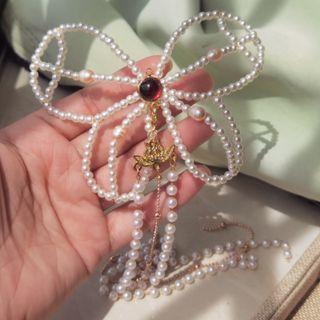 Butterfly Freshwater Pearl Hair Clip White & Red - One Size