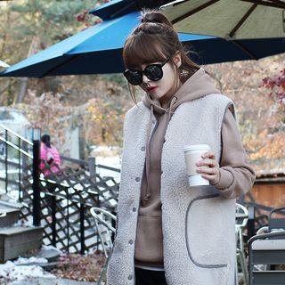 Snap-button Long Fleece Vest