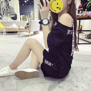 Set : Letter Open Shoulder Short-sleeve T-shirt + Shorts