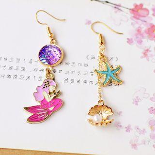 Non-matching Mermaid Scallop & Starfish Hook Earring