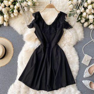 Sleeveless Lace Trim Mini A-line Dress Black - One Size