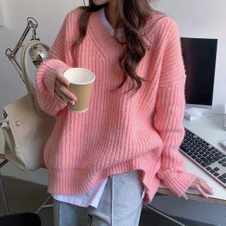 Side-slit Long-sleeve T-shirt / V-neck Sweater