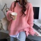 Side-slit Long-sleeve T-shirt / V-neck Sweater