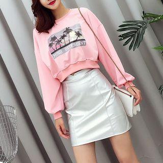 Set: Print Pullover + A-line Skirt