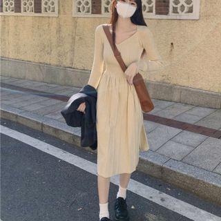 V-neck Plain Knit Ruched Long-sleeve Dress