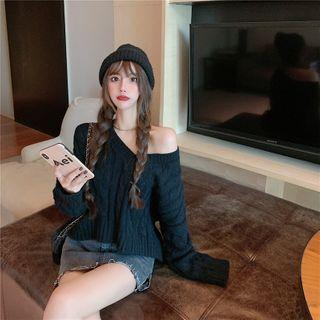 V-neck Plain Long-sleeve Sweater